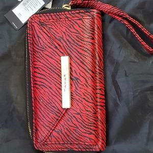 Tahari Wallet Wrislet NWT